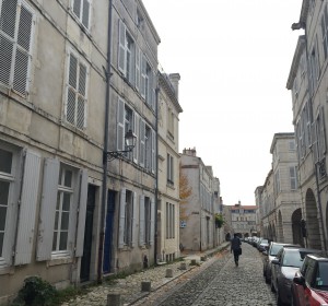 Next<span>13, Rue de l’Escale – La Rochelle</span><i>→</i>